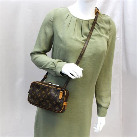 pre owned louis vuitton crossbody|louis vuitton pre owned tote.